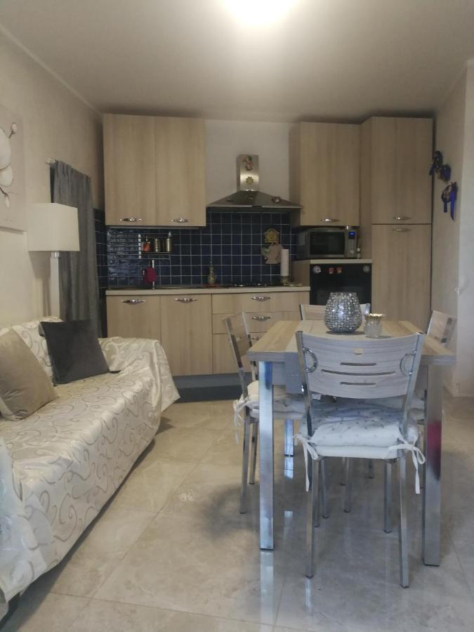 Casa Donna Fiorella Tipica Siciliana Apartment ตาออร์มินา ภายนอก รูปภาพ