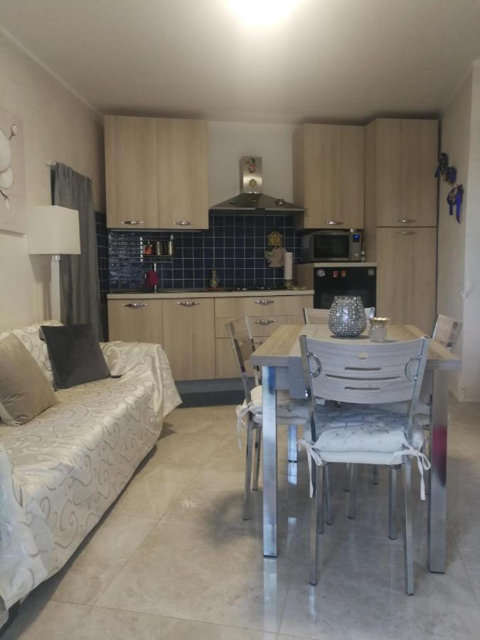Casa Donna Fiorella Tipica Siciliana ตาออร์มินา ภายนอก รูปภาพ